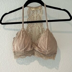 BY TOGETHER Bralette S